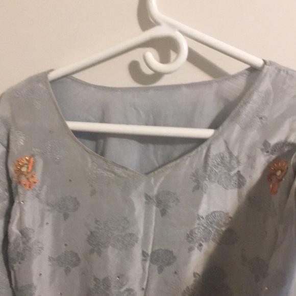 Grey Indian Partywear Suit - Picture 4 of 4